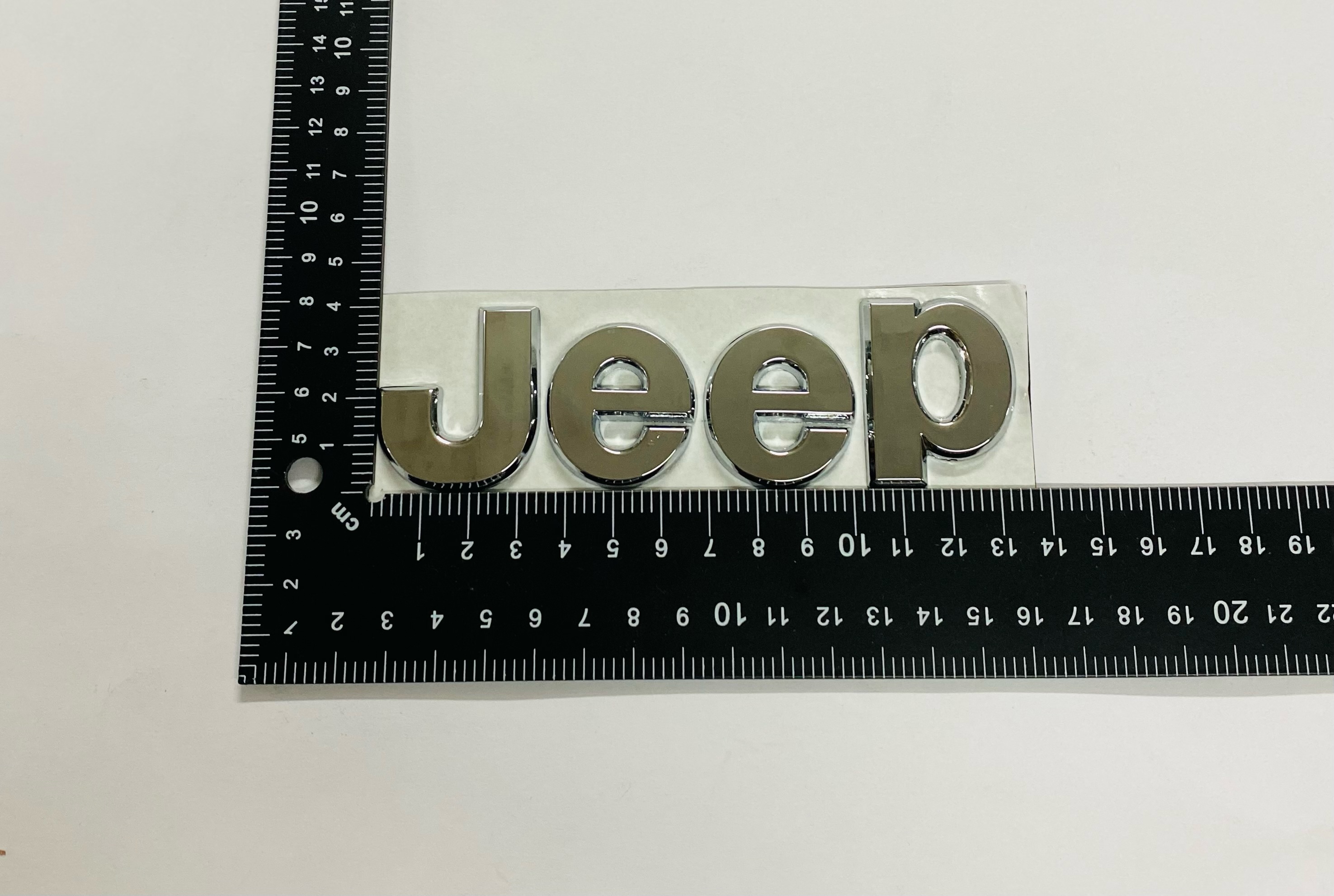 JEEP%20ÖN%20KAPUT%20ARMASI%20KROM