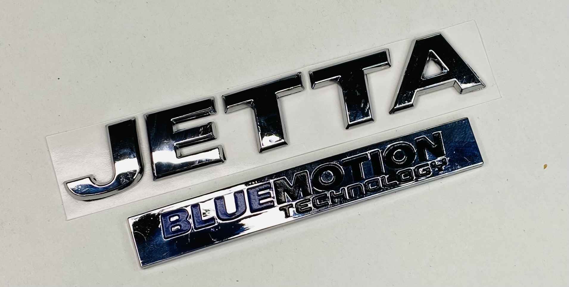 VW%20JETTA%202010%20-%202014%20BLUEMOTİON%20ARKA%20BAGAJ%20YAZISI