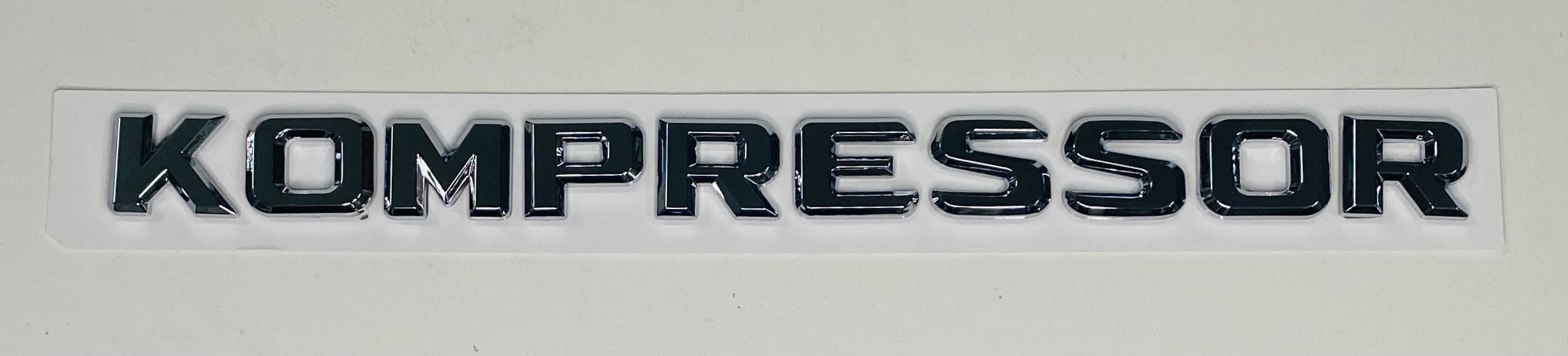 KOMPRESSOR%20W204%202007%20-%202011%20C180%20ARKA%20BAGAJ%20YAZISI%20KROM